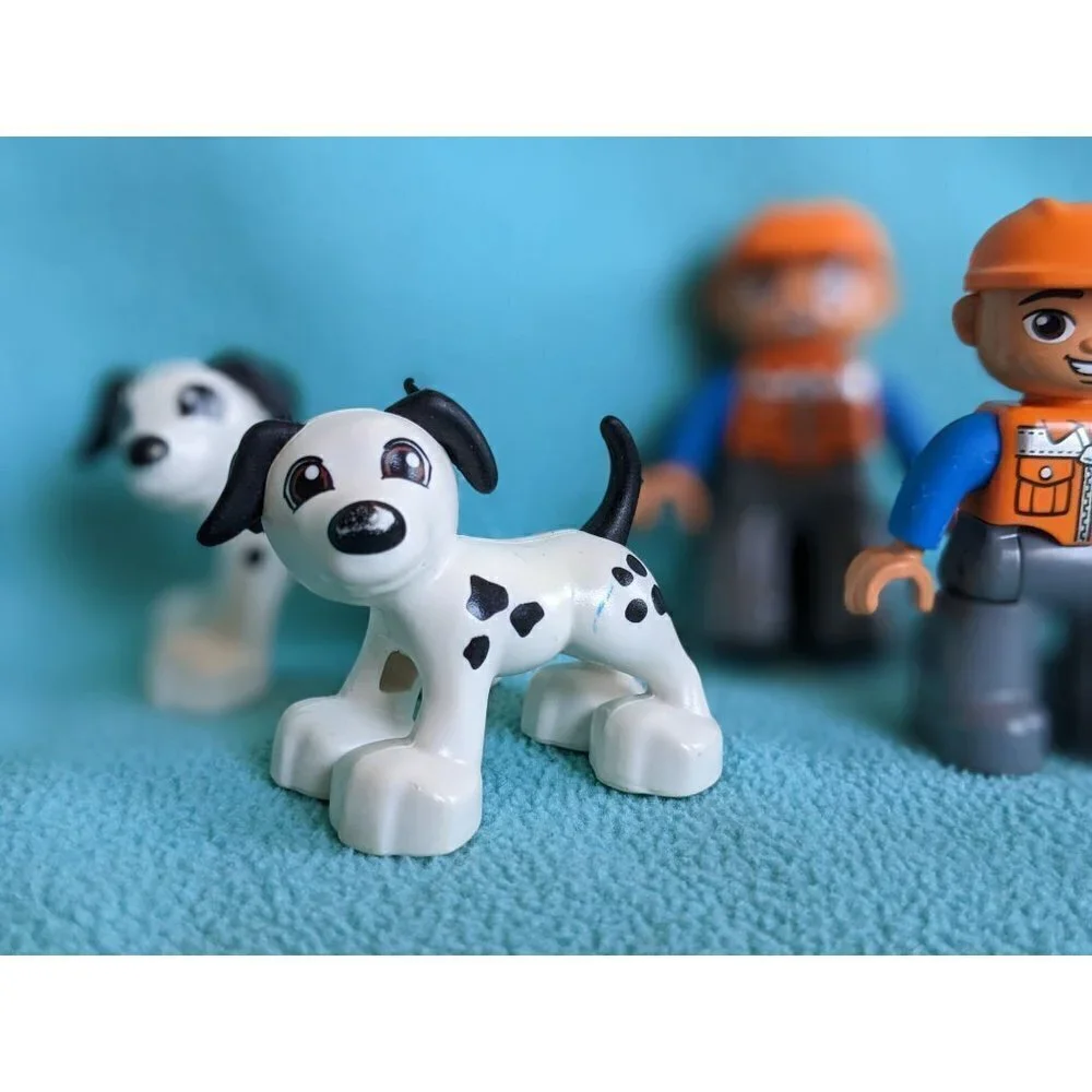 9 Piece Lego Duplo Town Figurines Replacements Bundle Lot w/ 2009 Postman
